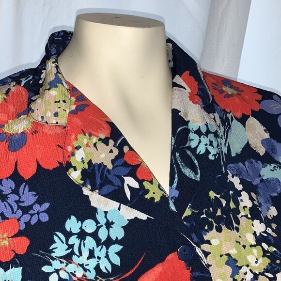 VTG bright tropical Large Floral print button down blouse. Size 8 - Picture 2 of 8